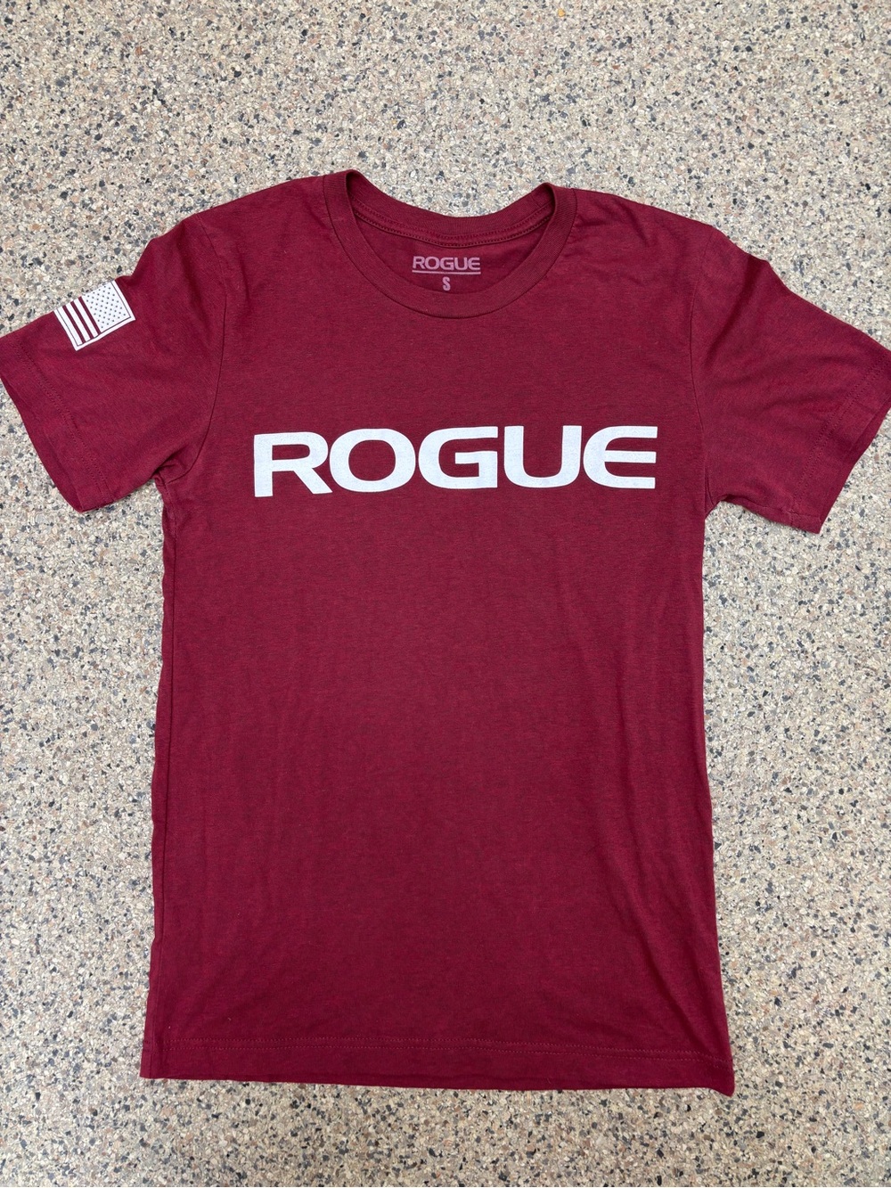 Rogue Men's Maroon Logo T-Shirt Basic Tee
